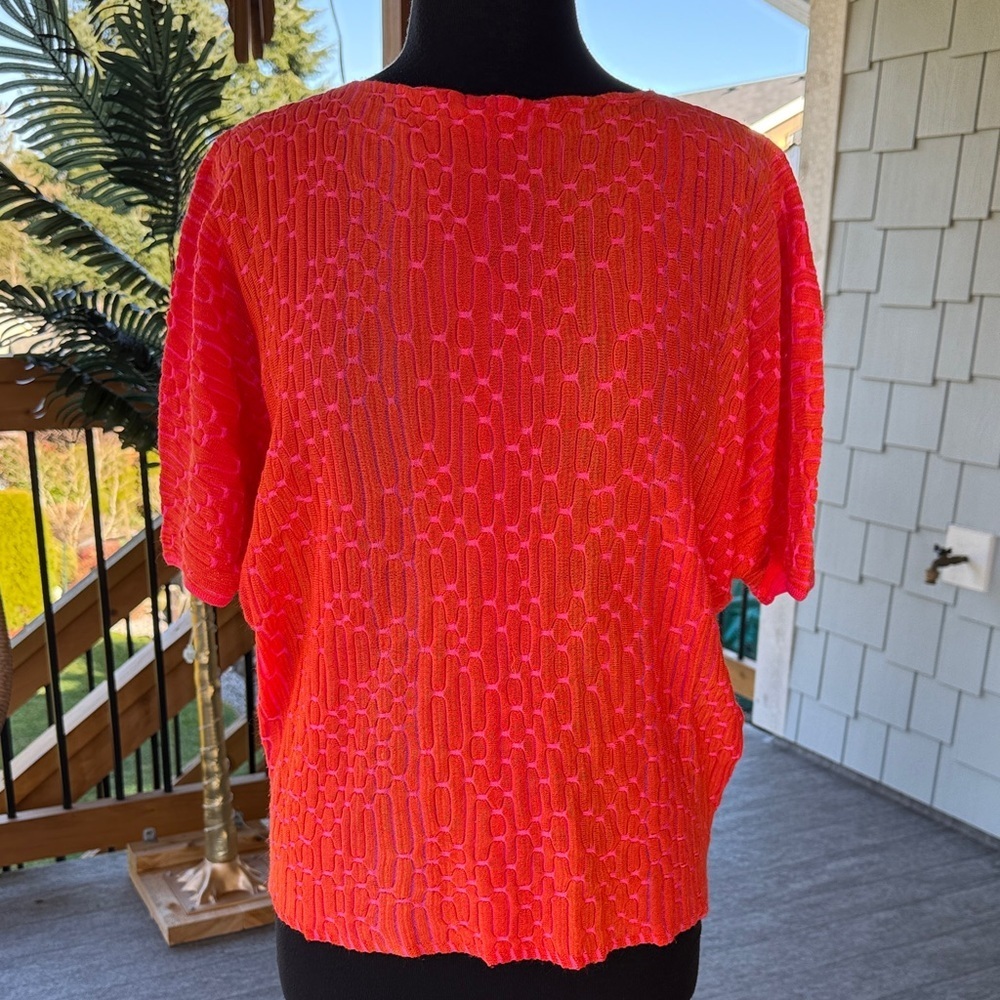 Diktons Barcelona | Bright Orange & Pink Dolman Sleeve Top